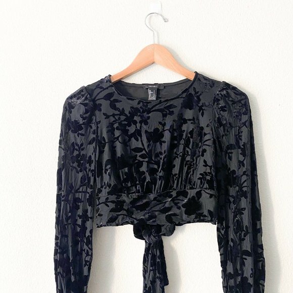 Forever 21 Holiday Velvet Cropped Top Tied - Picture 2 of 5